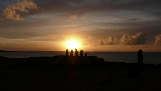Die Osterinsel oder Rapa Nui ist die westlichste Insel von Chile und liegt in Polynesien.